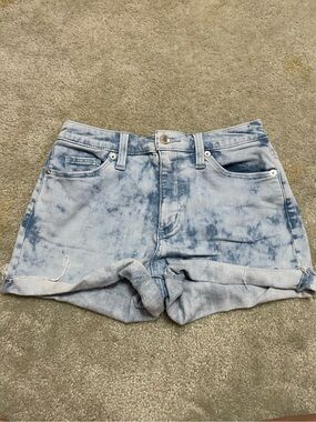 Universal Thread Light Blue Tie-Dye Roll Cuff Denim Shorts